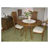 Vintage Thomasville Dining Room Table 5/Chairs