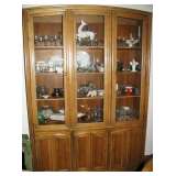 Vintage Thomasville Hutch China Cabinet
