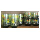   Retro Olive Green Floral Drinking Glass Set