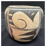 Unsigned Hopi Pot 5 1/2" tall x 6" wide