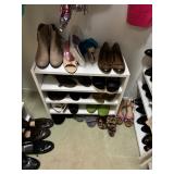 Women’s shoes size 9.5