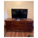 Large Lot of Hotel Furniture & TVs (23619-246)