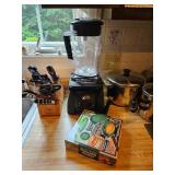 Knives and Knife Block, Pancake Maker, Blender 