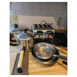 Bacon Press, Frying Pans, Pots with Lids, 4-slice pop up toaster 