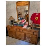 Dresser With Mirror