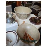Cookware, Bowls