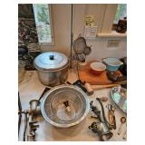 Pots, Pans, Kitchenware, Strainer, Grinder 