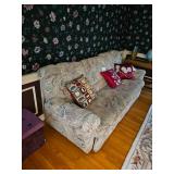 Sofa, Throw Pillows