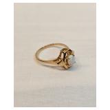 14k Gold Ring With Opal 