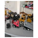 Die-Cast Toy Trucks, Excavator, Log Truck, Bulldozer, Payloader, Roll Back/Flatbed, Diecast