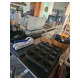 Kitchenware, Muffin Pans, Glass Top Plate, Cutting Boards