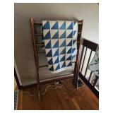 Wooden cloths rack, quilt blue and white