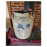 Norton & Fenton East Bennington, VT Stoneware Urn/Jar