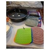 Silicone trivets, Handmade trivets, bakeware, Large covered skillet
