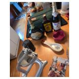 Table top Manual citrus juicer 