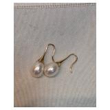 14k Gold With Pearls Earrings