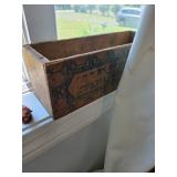 Kraft wooden cheese box