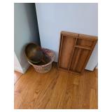 Baskets, wooden utensil divider