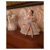 Irish kissing figurines, Dresden lace porcelain figurine 