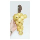 Alabaster grape cluster