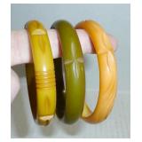 3 vintage Bakelite bangles