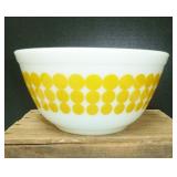 several vintage Pyrex lots