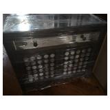 Mirrored Wod Chest