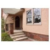 Lovely East Sacramento Estate Sale