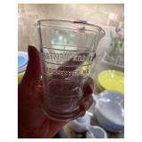 Eastern Kodak beaker / measuring cup