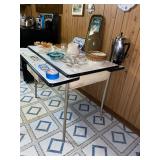 enamel slide-out table