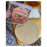 PAMPERED CHEF like new pizza stone
