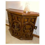 Vintage entry / sideboard