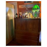 Kent Coffey Predicta Dresser