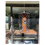 bird feeders 