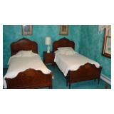 Berkey & Gay Bed Room Set