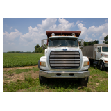 1986 Ford AeroMax L9000. Tri Axle, Cummins Deisel, (Drives and Dumps.)   137,374 Mi.