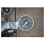 1986 Ford AeroMax L9000. Tri Axle, Cummins Deisel, (Drives and Dumps.)   137,374 Mi.