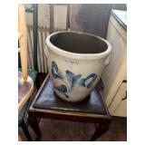 LARGE LANSING ESTATE SALE