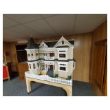 Hand Made Dollhouses 