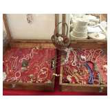 lots of pretty jewelry