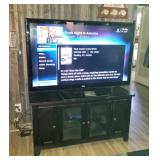 Awesome LARE Flat SCreen TV- Works perfectly !
