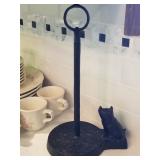 Iron pig paper towel holder