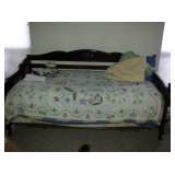 Nice Trundle Day Bed