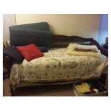 Very nice trundle day bed