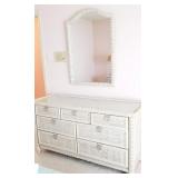 And White Wicker Furniture 