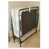 CLEAN Roll-A-Way bed