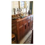 Beautiful antique buffet (lots of detail !)