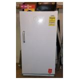 NICE/CLEAN !!! Upright freezer