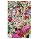 Vintage Doilies & Linens