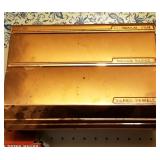 Vintage foil dispenser